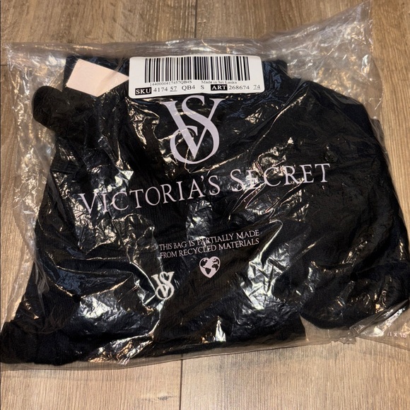 Victoria’s Secret 3 Piece Modal Pajama Short Set - Picture 4 of 5